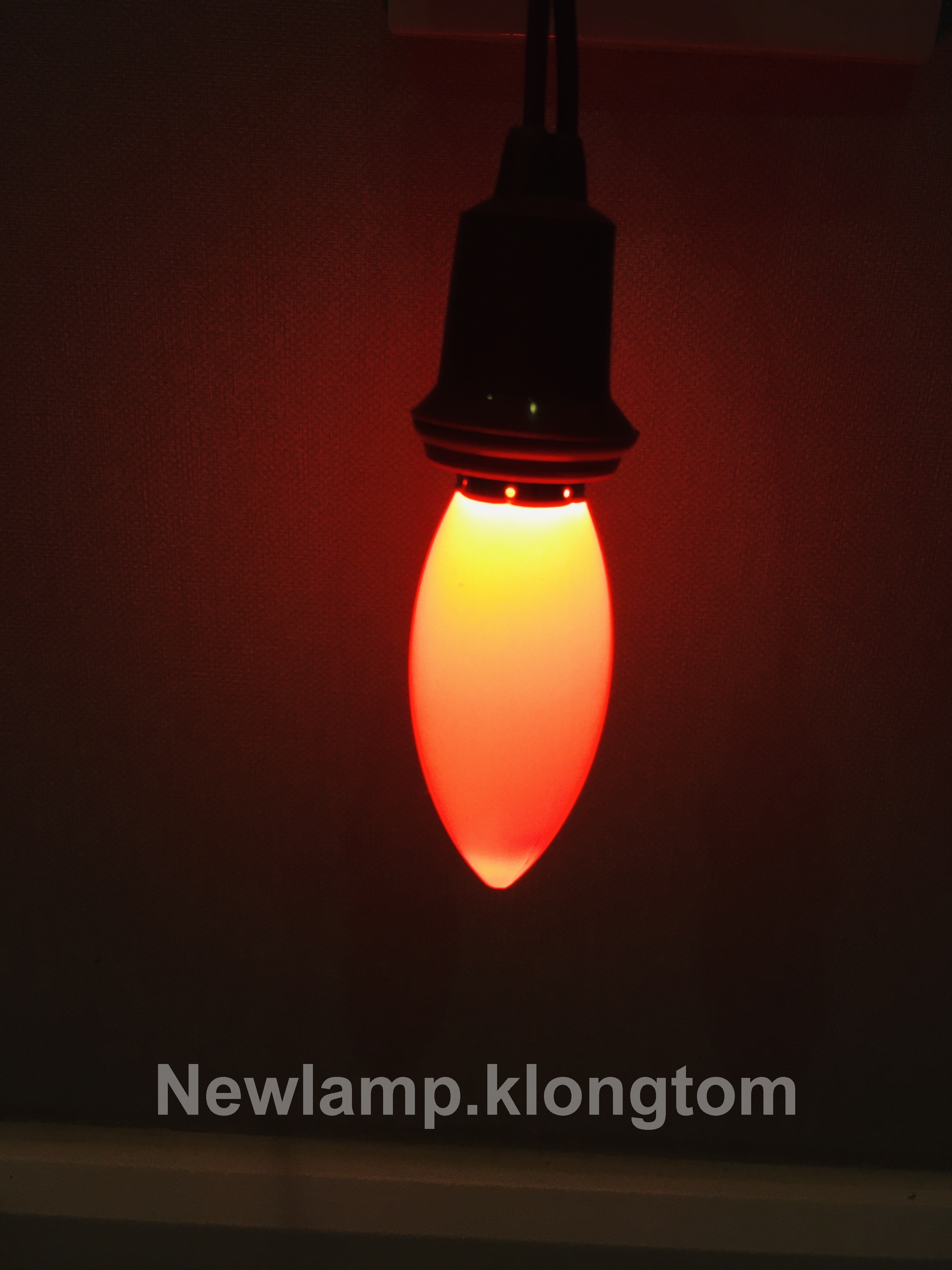 จำปาLED สีแดงทึบ E12 คู่ละ 30 บาท