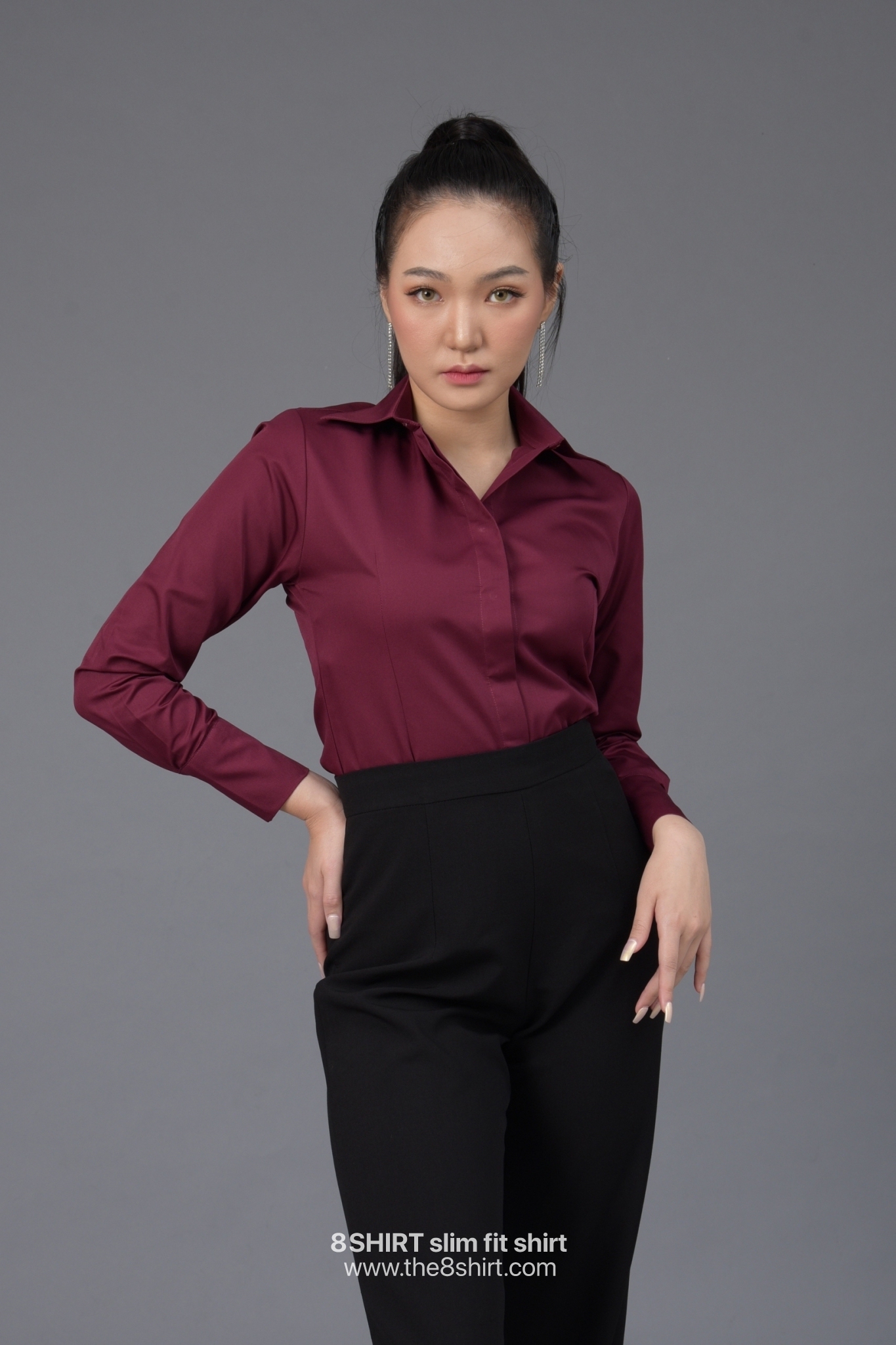 เสื้อเชิ้ตผู้หญิง สีแดงไวน์ (Red Wine) สลิมฟิต เข้ารูป แขนยาว เสื้อเชิ้ตทำงาน เสื้อยูนิฟอร์ม แบรนด์ 8SHIRT slim fit shirt พร้อมส่ง