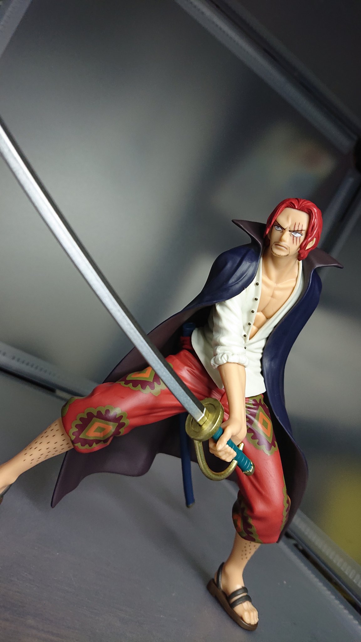 Shanks Film Red ของแท้ JP แมวทอง - DXF Banpresto [โมเดลวันพีช]