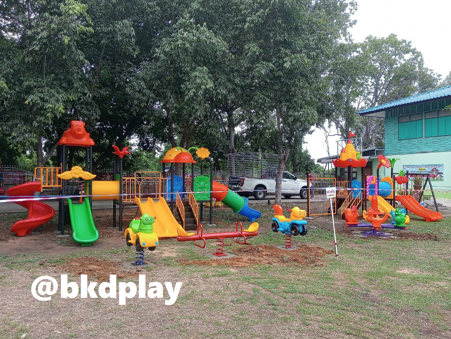 เครื่องเล่นสนามกลางแจ้ง,ชุด มหัศจรรย์ปราสาทหนูน้อย, สไลเดอร์ใหญ่,ครุภัณฑ์สนามเด็กเล่น,งบ.สพฐ,โครงการโรงเรียนประชารัฐ,