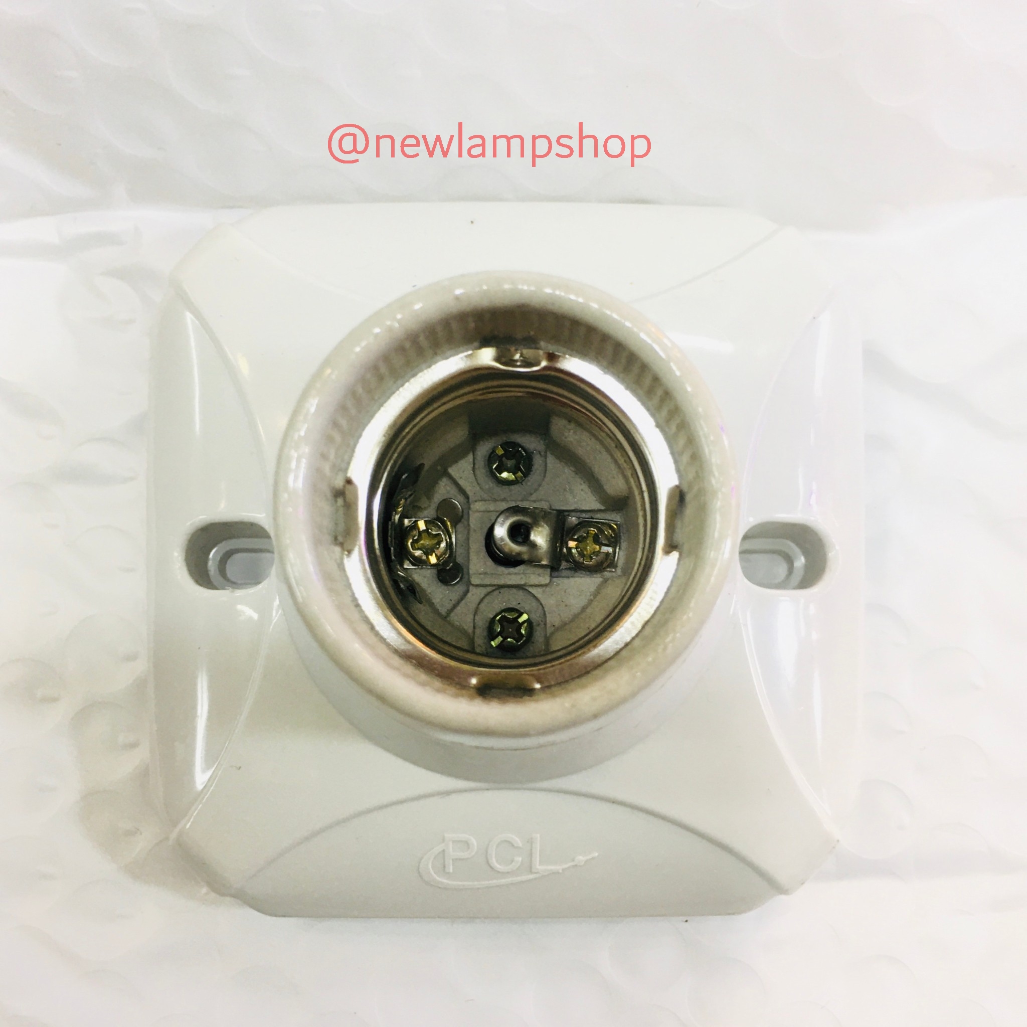 ขั้วแป้นกระเบื้องฐานสี่เหลี่ยม E27 ยี่ห้อ PCL.