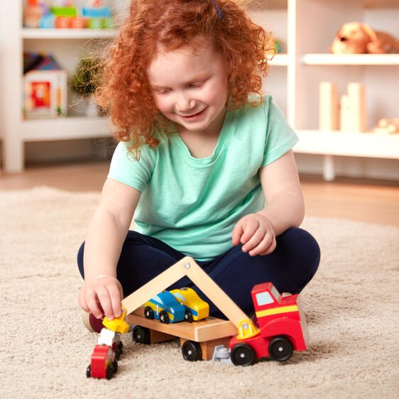 รถของเล่น,รถแข่ง 4 คัน,รถยกแม่เหล็ก,ของเล่นบทบาทสมมติ,ของเล่นเสริมพัฒนาการ,สื่อการสอนอนุบาล,พร้อมส่ง