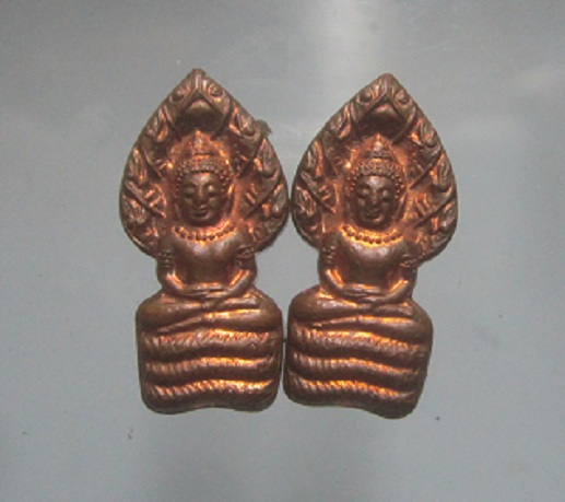 เหรียญปรกใบมะขาม เล็ก เสาร์5 หลวงพ่อคูณ วัดบ้านไร จ.นครราชสีมา