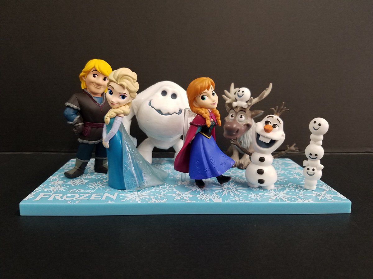 Elsa & Marshmallow ของแท้ JP - WCF Mega Banpresto [โมเดล Disney] (2 ตัว)