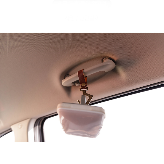 Bello Leather Hanger