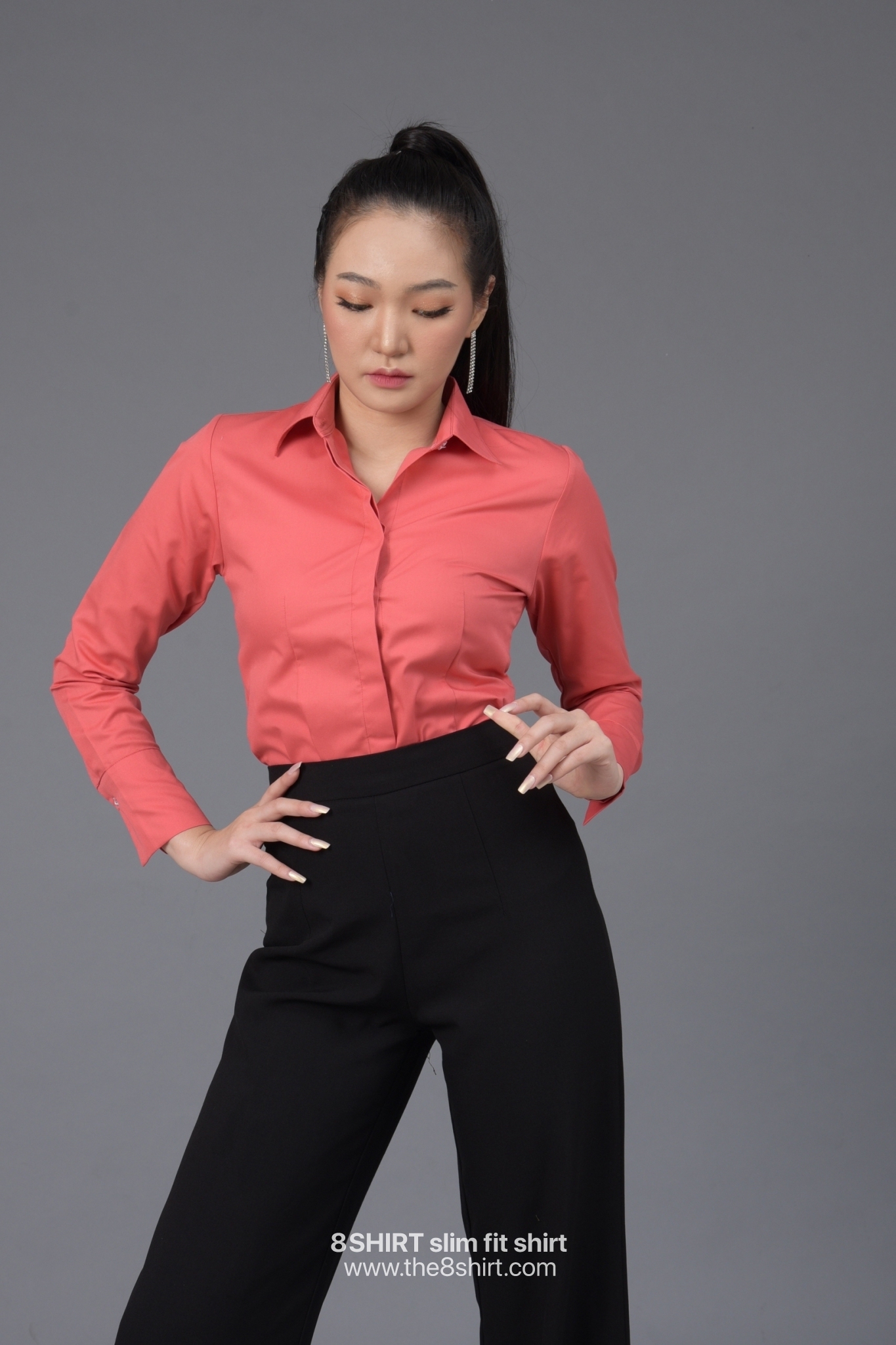 เสื้อเชิ้ตผู้หญิง ชมพูพั้นซ์ (Pink Punch) สลิมฟิต เข้ารูป แขนยาว เสื้อเชิ้ตทำงาน เสื้อยูนิฟอร์ม แบรนด์ 8SHIRT slim fit shirt พร้อมส่ง