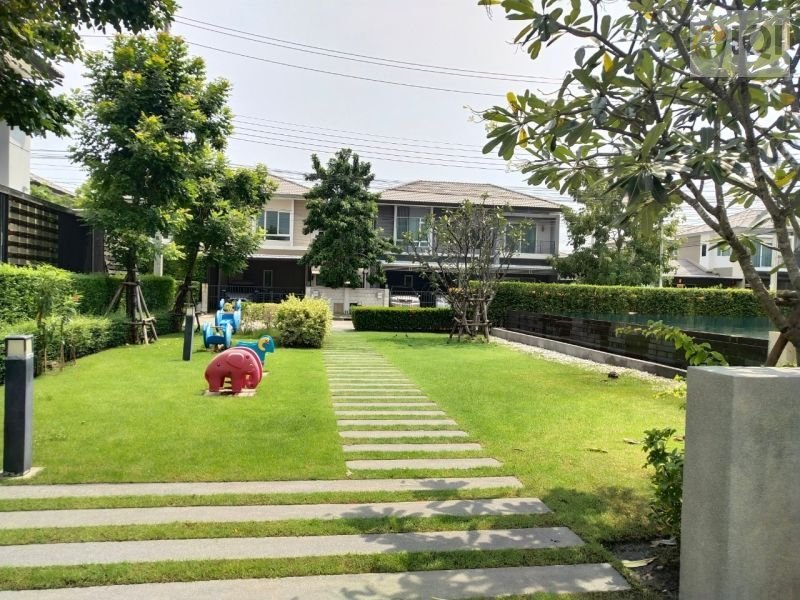 ขาย บ้านเดี่ยว 2 ชั้น Centro สุขสวัสดิ์-พระราม3 ใกล้ทางด่วนเฉลิมมหานคร และ สะพานภูมิพล - เนื้อที่ 51 ตร.ว. - พื้นที่ 164 ตร.ม. - ขนาด 4 ห้องนอน 4 ห้องน้ำ