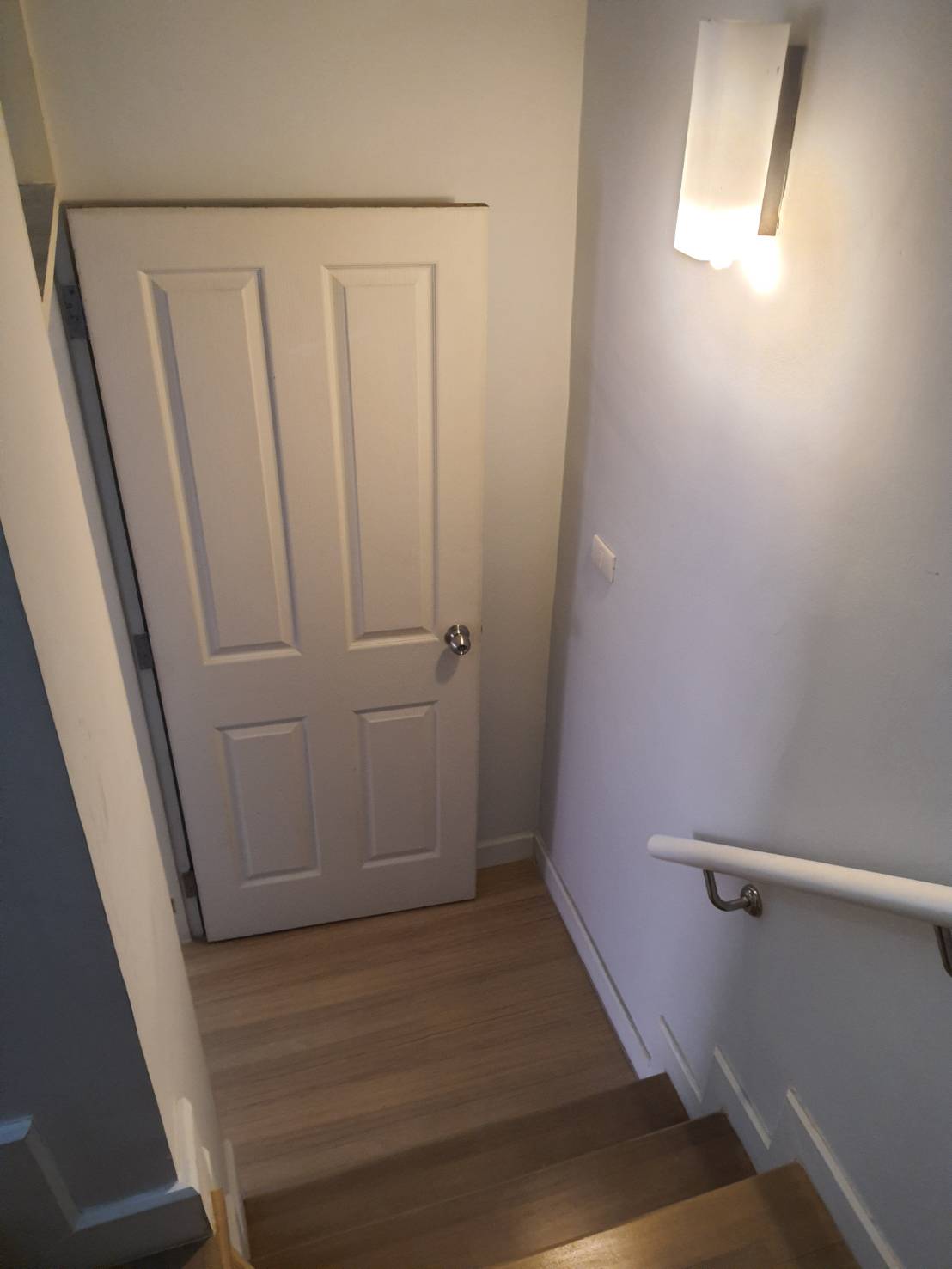 เช่าแล้ว* ให้เช่าทาวน์โฮม 3 ชั้น หมู่บ้านซิกเนเจอร์ เพชรเกษม 69 เนื้อที่ 17.1 ตารางวา 3นอน 3น้ำ