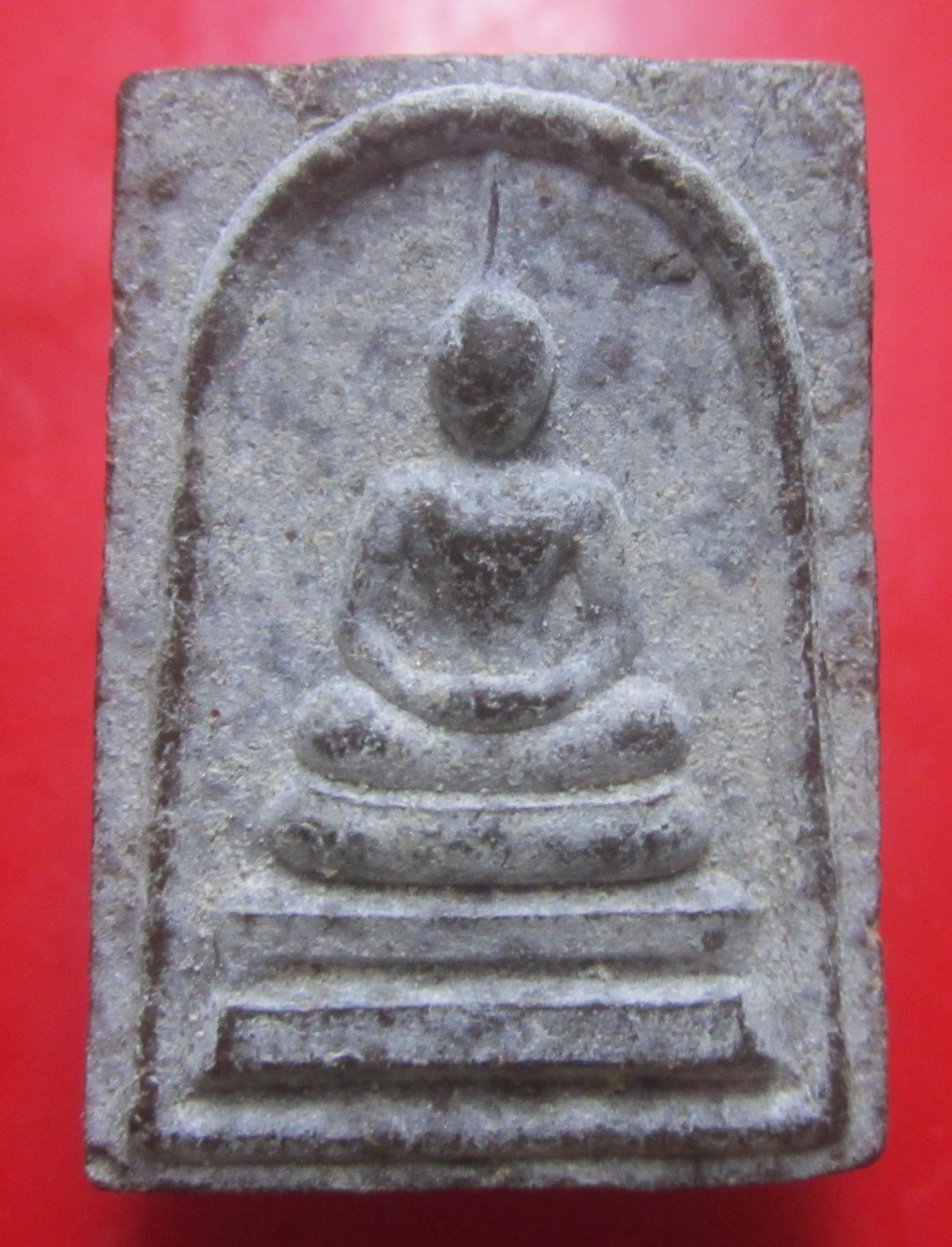 พระสมเด็จคะแนนเนื้อว่าน หลังธรรมจักรสมอเรือ จ.ระนอง ไม่ทราบวัด องค์ที่4