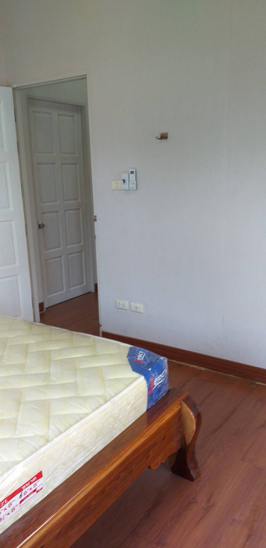 ให้เช่าบ้านเดี่ยว 2ชั้น The Grand พระราม 2 พันท้ายนรสิงห์ สมุทรสาคร ให้เช่า 19,500 บาท/เดือน(รวมค่าส่วนกลาง)