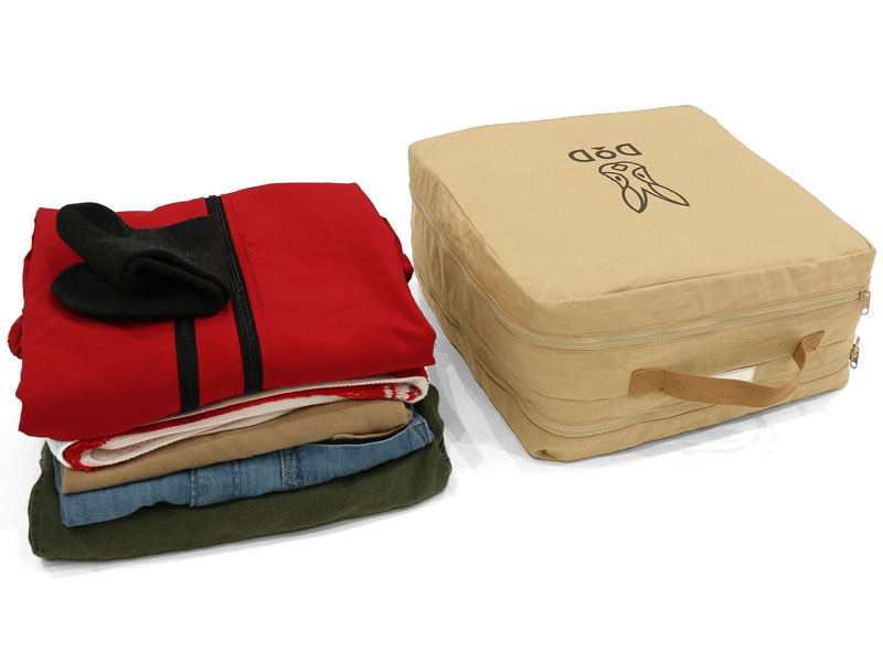 DoD Dressy Guy - Tan CZ1-782-TN กระเป๋าจัดเก็บเสื้อผ้า