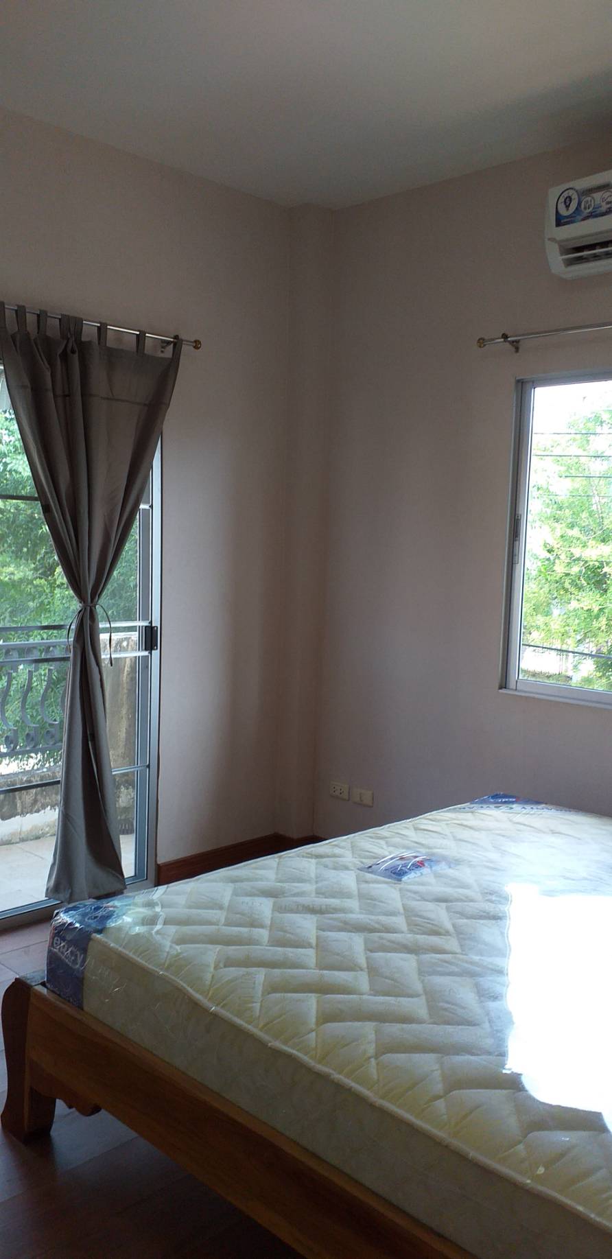 ให้เช่าบ้านเดี่ยว 2ชั้น The Grand พระราม 2 พันท้ายนรสิงห์ สมุทรสาคร ให้เช่า 19,500 บาท/เดือน(รวมค่าส่วนกลาง)