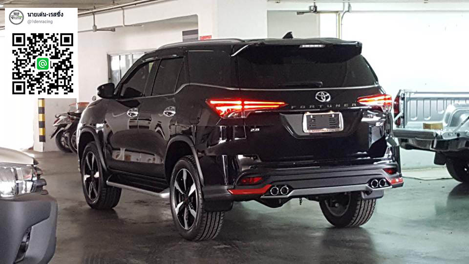 9Den&FD-2RS(ตัดสีแดง)/FD-2XS(ตัดสีเทา) VS Toyota All New Fortuner(TRD Sportivo 2 (MY2018)'2019-On) [เติมเต็มสปอร์ตของTRDคุณล้ำด้วยชุดแต่งรุ่นนี้]