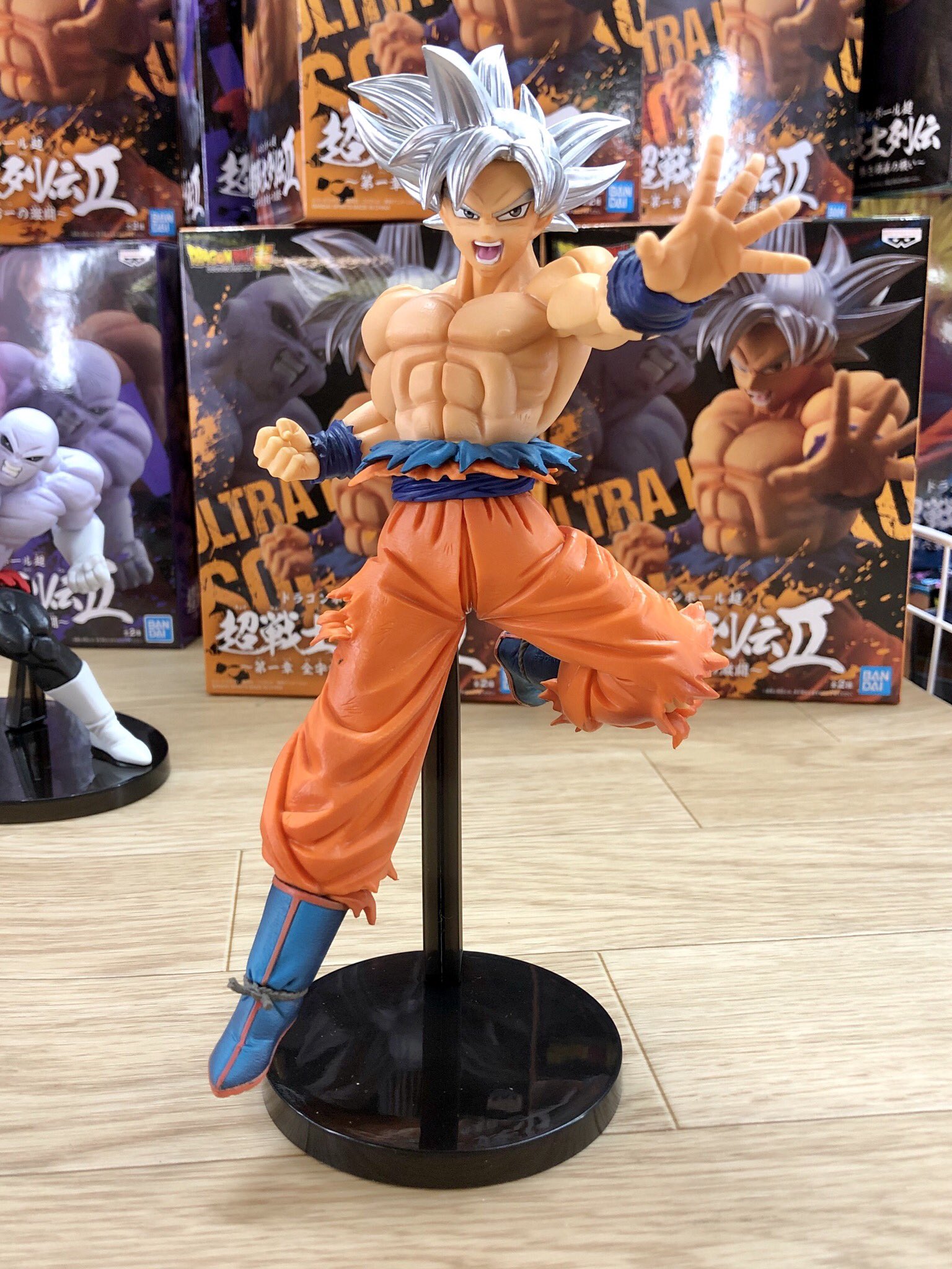 Goku Ultra Instinct ของแท้ JP แมวทอง - Chosenshiretsuden Banpresto [โมเดลดราก้อนบอล]