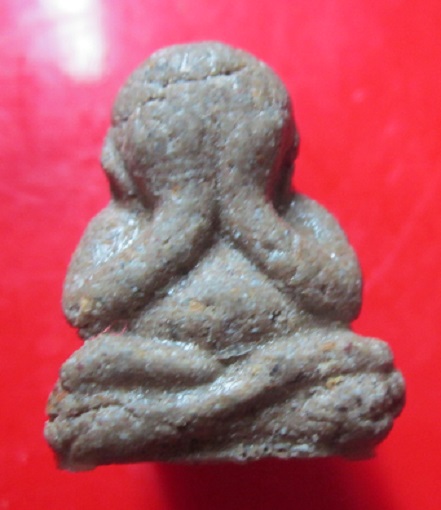 พระรูปหล่อพระปิดตาลอยองค์ เนื้อว่านมงคล ครูบา หรือ หลวงพ่อ ไม่ทราบที่