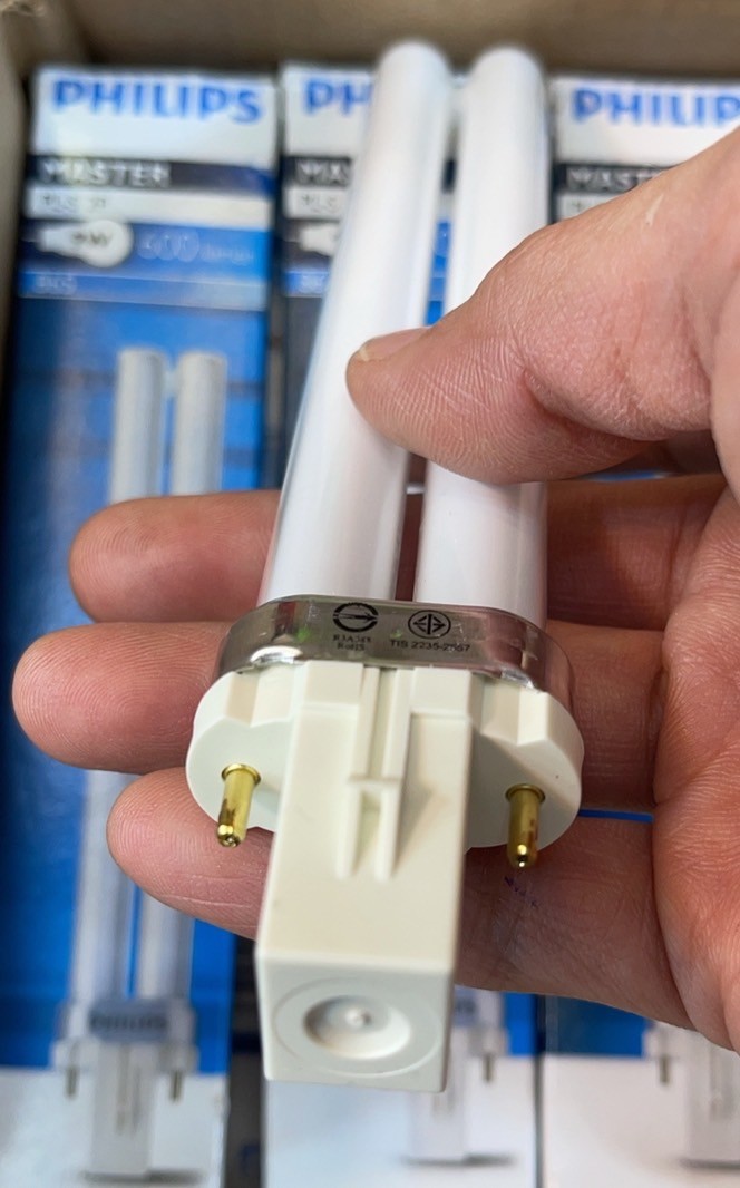 หลอดตะเกียบ PL-S 2P 9W Philips 600 lumens