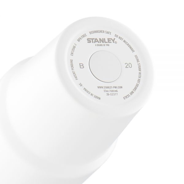 Adventure Vacuum Quencher 23Oz Polar White