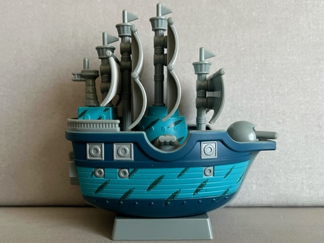 Marine Ship ของแท้ JP แมวทอง - Chara Bank Megahouse [โมเดลเรือวันพีช]