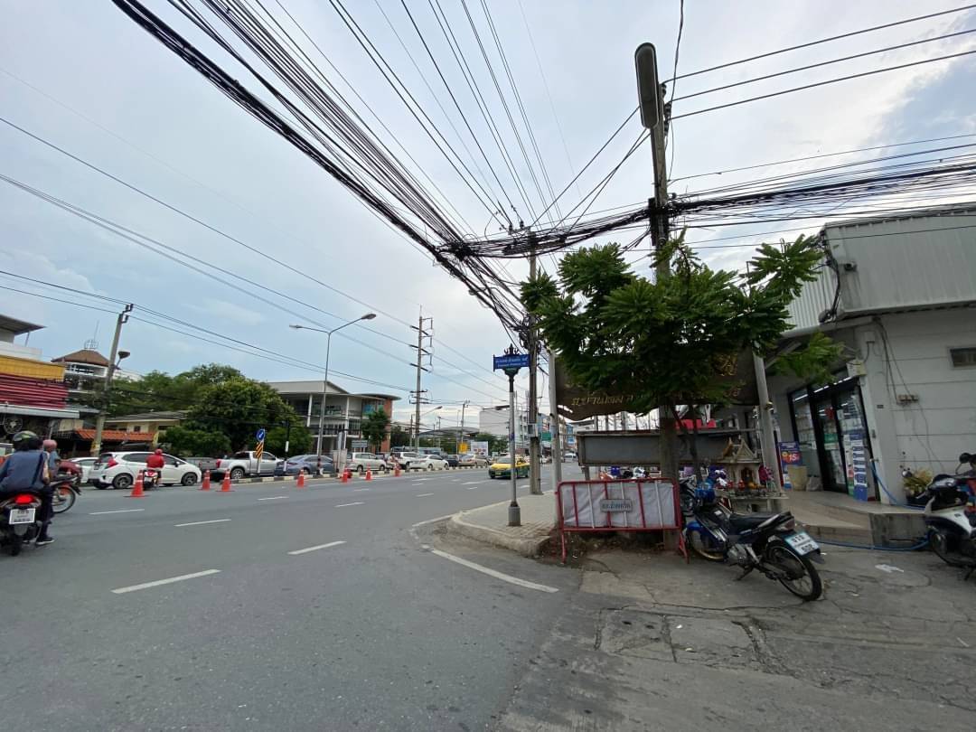 ขายที่ดินเปล่า ซ.วัดโพธิ์ทองบน ติวานนท์ ขนาด 105ตรว. เหมาะสร้างบ้าน ทาวน์เฮาส์ หรืออพาร์ทเมนต์