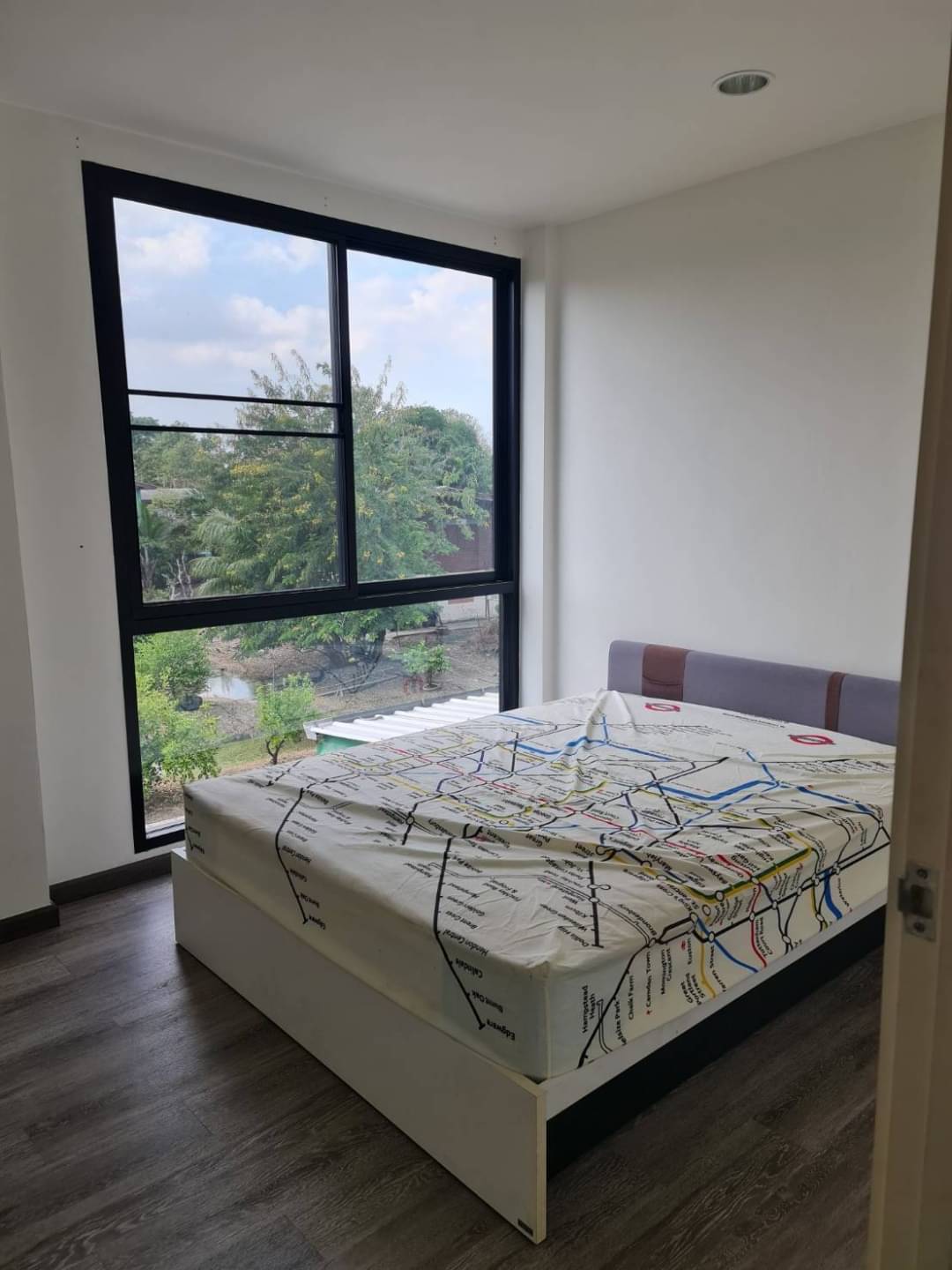 ขายทาวน์โฮม 3ชั้น 37ตร.ว. เพชรเกษม69(เลียบคลองฝั่งใต้)