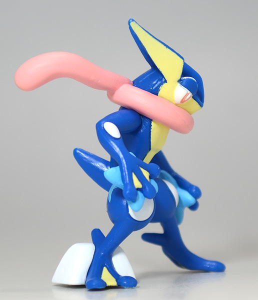 Greninja ของแท้ JP - Monster Collection Takara Tomy [โมเดลโปเกมอน]