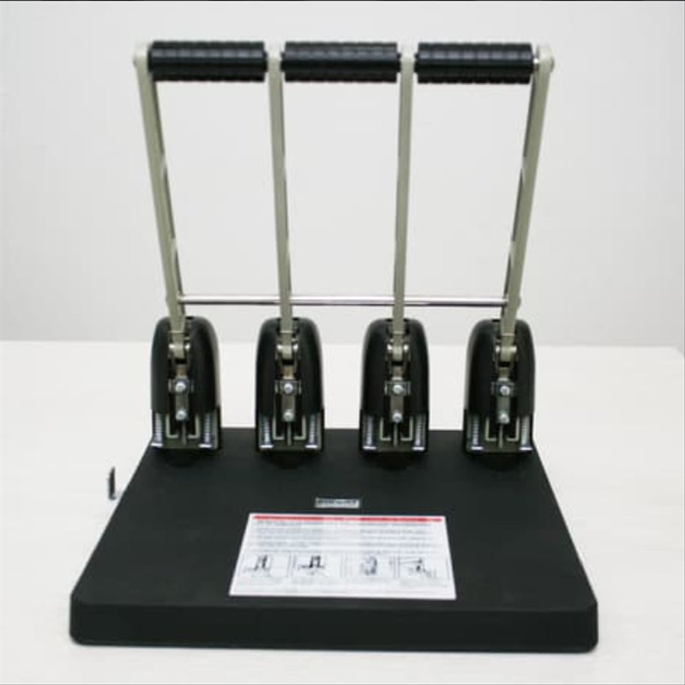 เครื่องเจาะกระดาษ 4 รู รุ่น 9540 (เจาะ 4 รู)