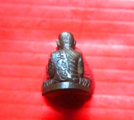 พระรูปหล่อจิ๋ว เนื้อนะวะ พระแท้ฯฯฯไม่ทราบ หลวงพ่อ