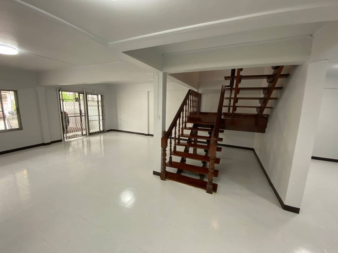 ขาย -ให้เช่า ทาวน์เฮ้าส์ เสตะนิเวศน์ กำนันเเม้น 7 ขนาด 28 ตรว ปรับปรุงใหม่ จอดรถสบาย ใกล้ตลาดพิบูลย์วิทย์