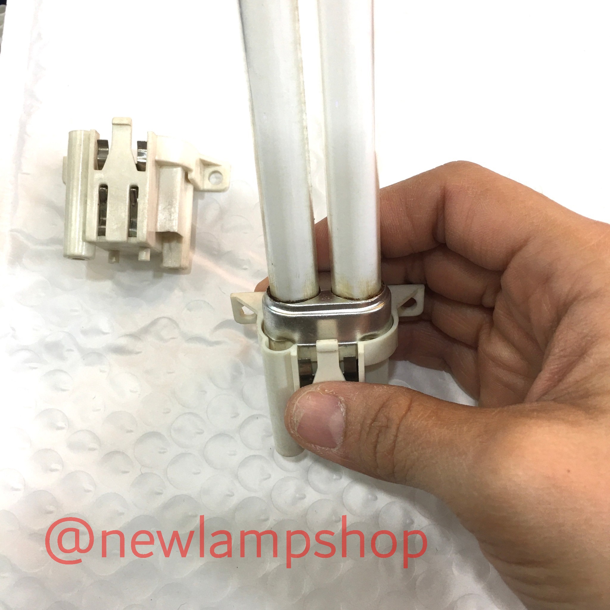 ขั้วเสียบ หลอดตะเกียบ ลดล้างสต๊อก!!