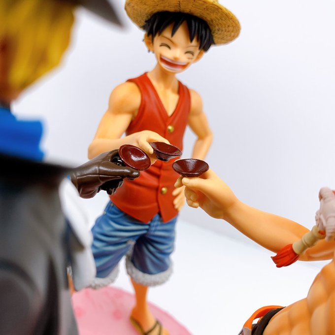 Brother Set ของแท้ JP แมวทอง - Magazine Figure Banpresto [โมเดลวันพีช] (3 ตัว)