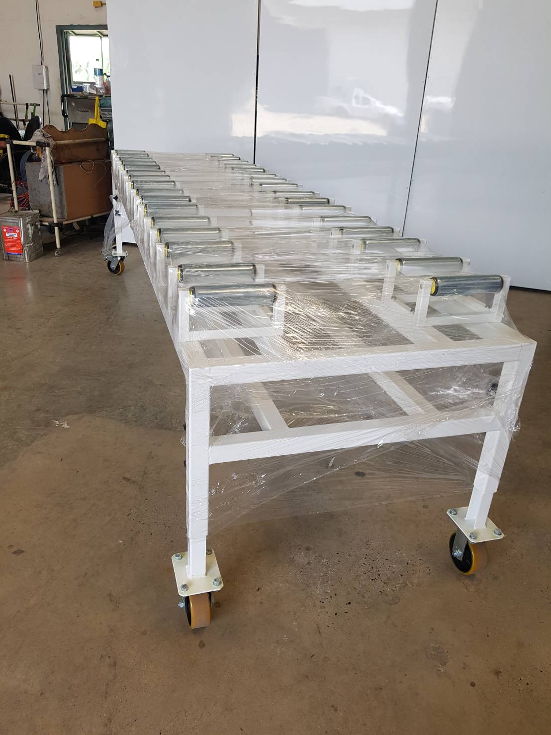 conveyor trolly