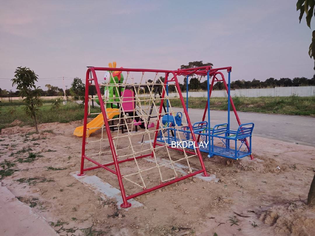 ชุดรวมรถไฟเชือกถัก, เครื่องเล่นสนามกลางแจ้ง , เครื่องเล่นสนามแบบเหล็ก,ชิงช้า,สไลเดอร์,โยกเยกเหล็ก, ม้าหมุน, OutdoorPlayground, ราคาโรงงาน ขนาด 150x280x170 ซม.