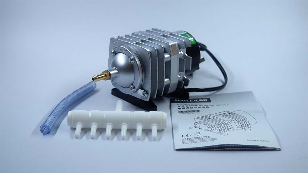 ปั้มออกซิเจน HAILEA รุ่น ACO-208 ท่อพักลม 2 นิ้ว ท่อแยกลม 20 ช่อง และอุปกรณ์พร้อมใช้งาน