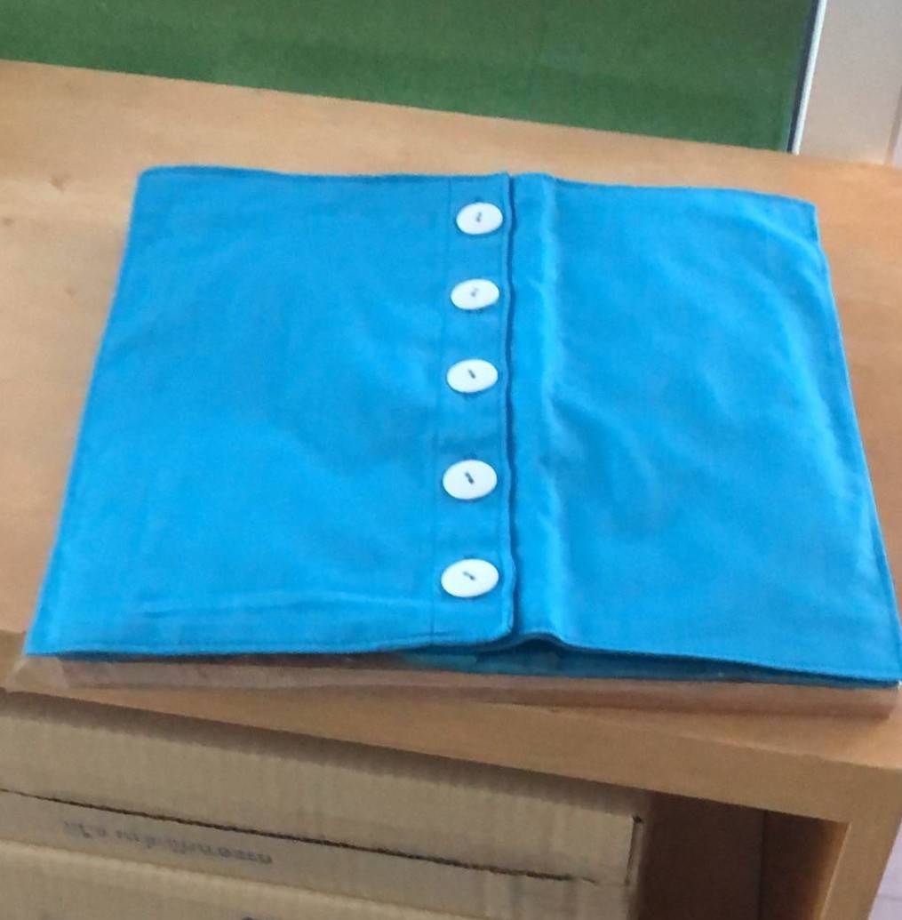 ตู้บรรจุกรอบฝึกทักษะมือ ใส่ได้ 6 ชิ้น (สามารถเลือกชุดฝึกเพิ่มได้) ตู้กับชุดฝึกขายแยกกัน