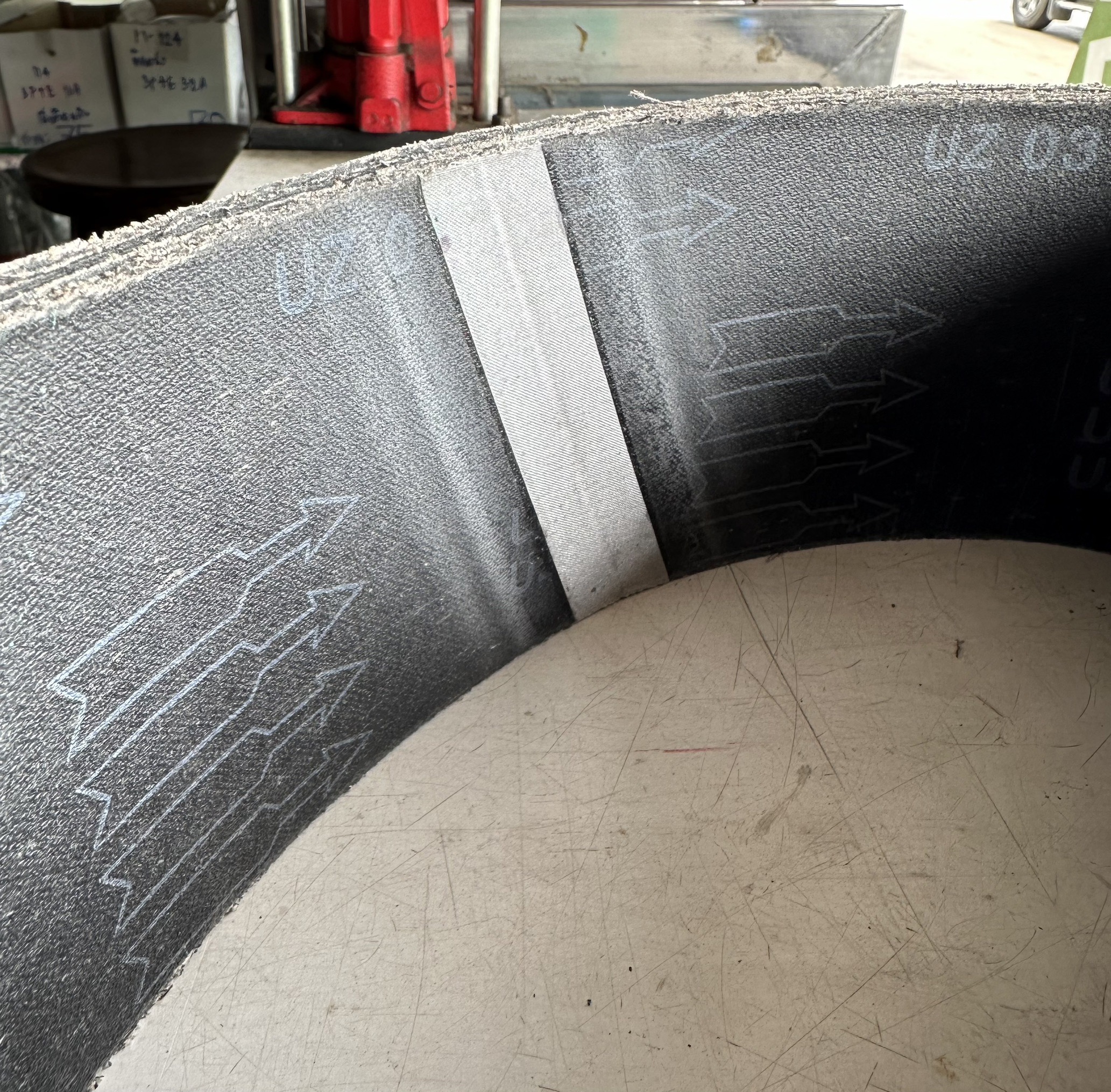 ผ้าทรายเครื่องบาก 4นิ้วx48นิ้ว G36 3M 577F สีเขียว ของแท้