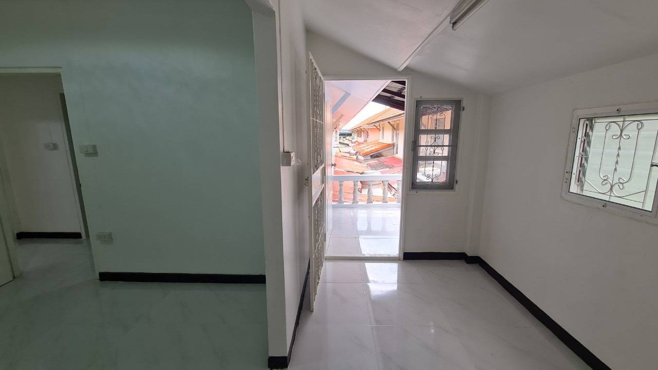 ขายหมู่บ้านพฤกษา 11 คลองหลวงเรียบคลอง3ปทุมธานี มีเงินเดือน 14,000 ผ่อนเดือนละ6,000