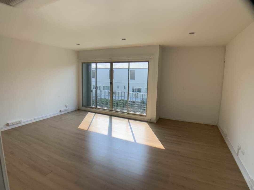 ขาย ทาวน์โฮม Patio พาทิโอ แจ้งวัฒนะ ( เมืองทอง ) 22 ตารางวา