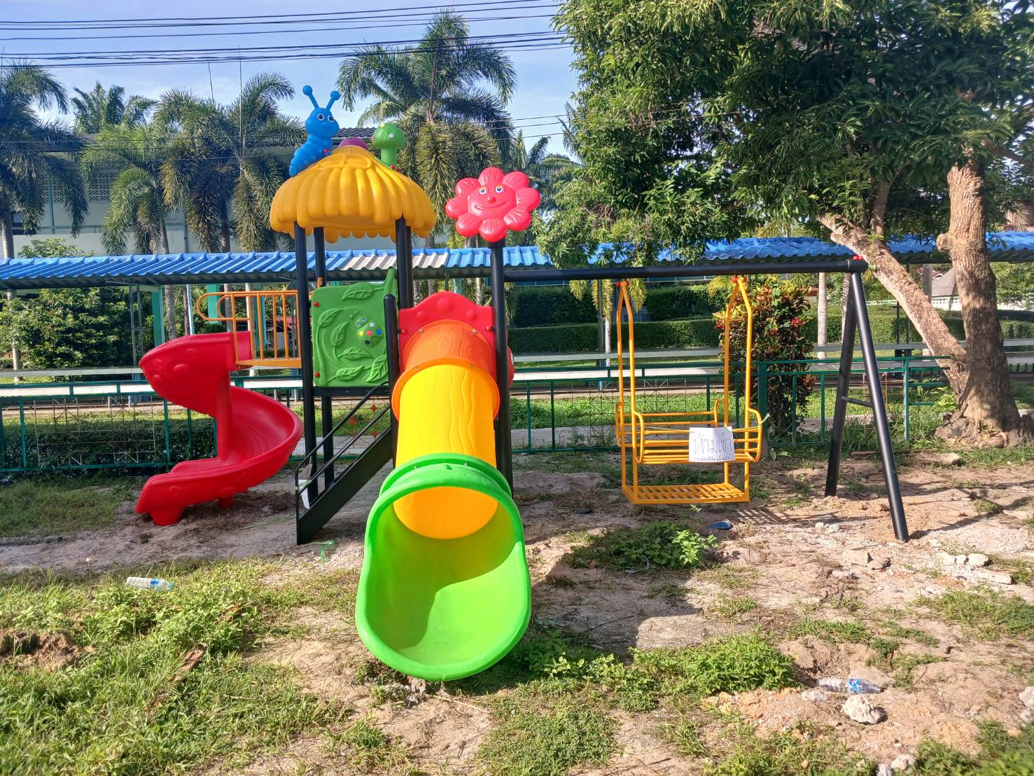 ส่งติดตัั้งฟรี เครื่องเล่นสนามกลางแจ้ง ชุดหลังคาหนอน ,สไลเดอร์ใหญ่,ครุภัณฑ์สนามเด็กเล่น,งบ.สพฐ,โครงการโรงเรียนประชารัฐ, เครื่องเล่นสนามระดับก่อนประถมศึกษา, งบประมาณ80,000