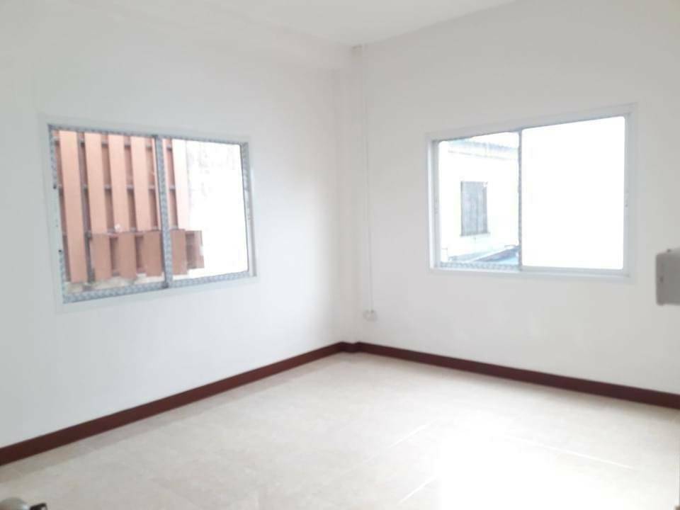 ขายแล้ว** บ้านแฝด 2ชั้น 29.7ตรว.(ซอยพาณิชยการธนบุรี) ใกล้ MRTจรัญฯ13 เพียง 600เมตร