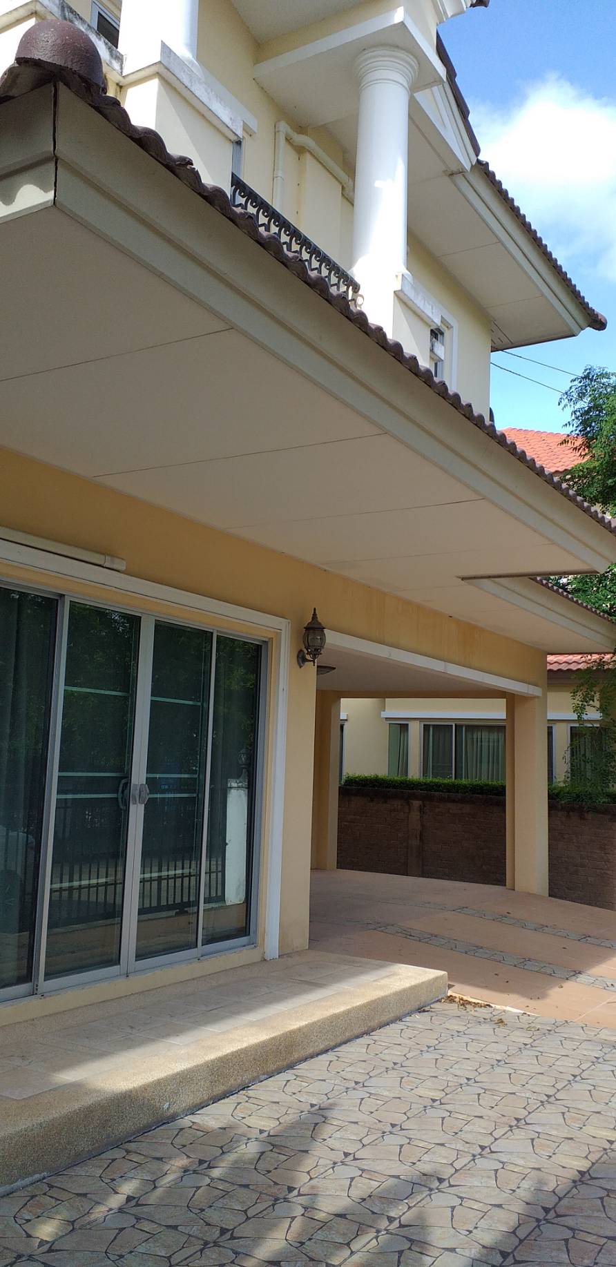 ให้เช่าบ้านเดี่ยว 2ชั้น The Grand พระราม 2 พันท้ายนรสิงห์ สมุทรสาคร ให้เช่า 19,500 บาท/เดือน(รวมค่าส่วนกลาง)