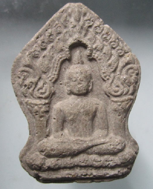 พระผงยอดขุนพลนั่งในซุ้ม หลังยันต์ไม่ทราบที่