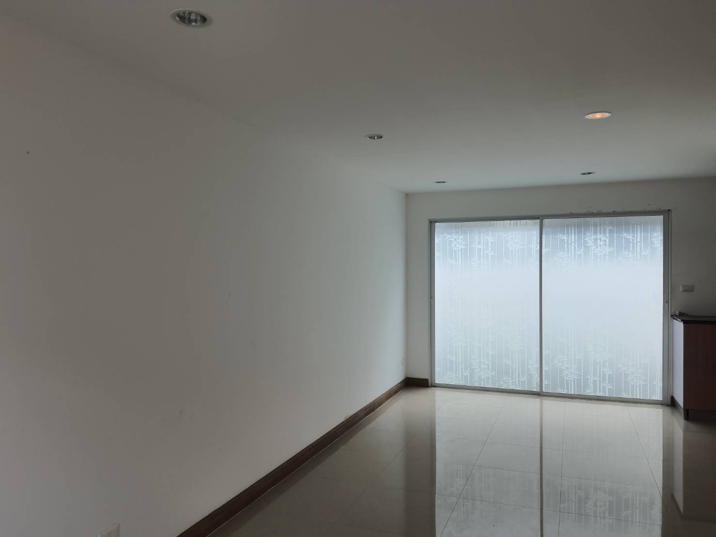 ขายทาวน์โฮม 2 ชั้น หมู่บ้านพฤกษาทาวน์ เน็กซ์ ปิ่นเกล้า-พุทธมณฑลสาย 4 ขนาด 16 ตร.ว 3นอน 2น้ำ ติดถนนใหญ่ สภาพสวยพร้อมอยู่