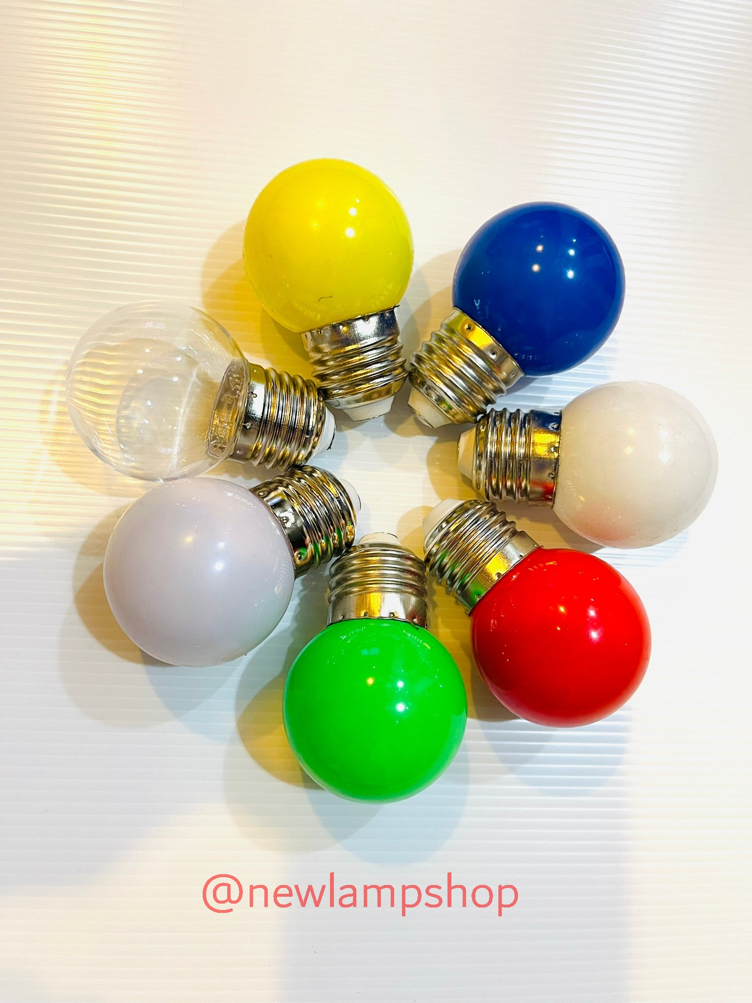 หลอดปิงปอง LED 1w / 3w ขั้วเกลียว E27 มีให้เลือกหลากสี
