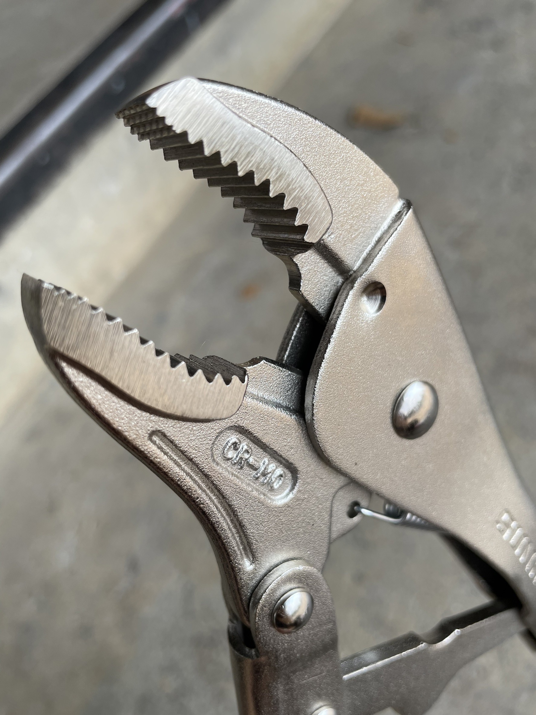 คีมล็อคปากโค้ง SUNKEY 10นิ้ว 310WR