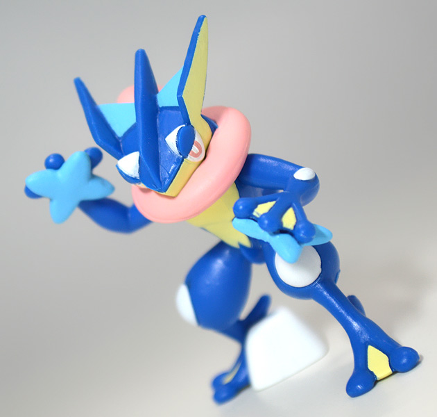 Greninja ของแท้ JP - Monster Collection Takara Tomy [โมเดลโปเกมอน]