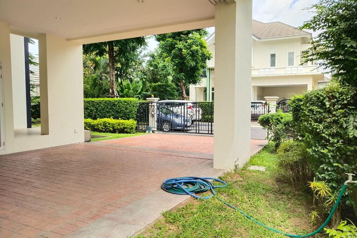 บ้านเดี่ยว เดอะ พาลาซโซ่ ราษฎร์บูรณะ 27mb THE PALAZZO RATBURANA 2 ชั้น เนื้อที่ : 102.6 พื้นที่ใช้สอย : 320 ห้องนอน : 3