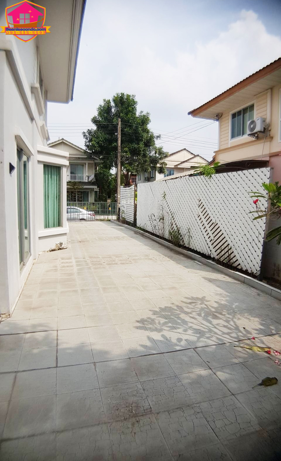 ขายบ้านเดี่ยว 2 ชั้น ม.พฤกษ์ลดา-พุทธสาคร (สาย4 ตัดใหม่) - เนื้อที่ 59.9 ตร.ว. - พื้นที่ใช้สอย 145 ตร.ม. - ขนาด 3 ห้องนอน 2 ห้องน้ำ