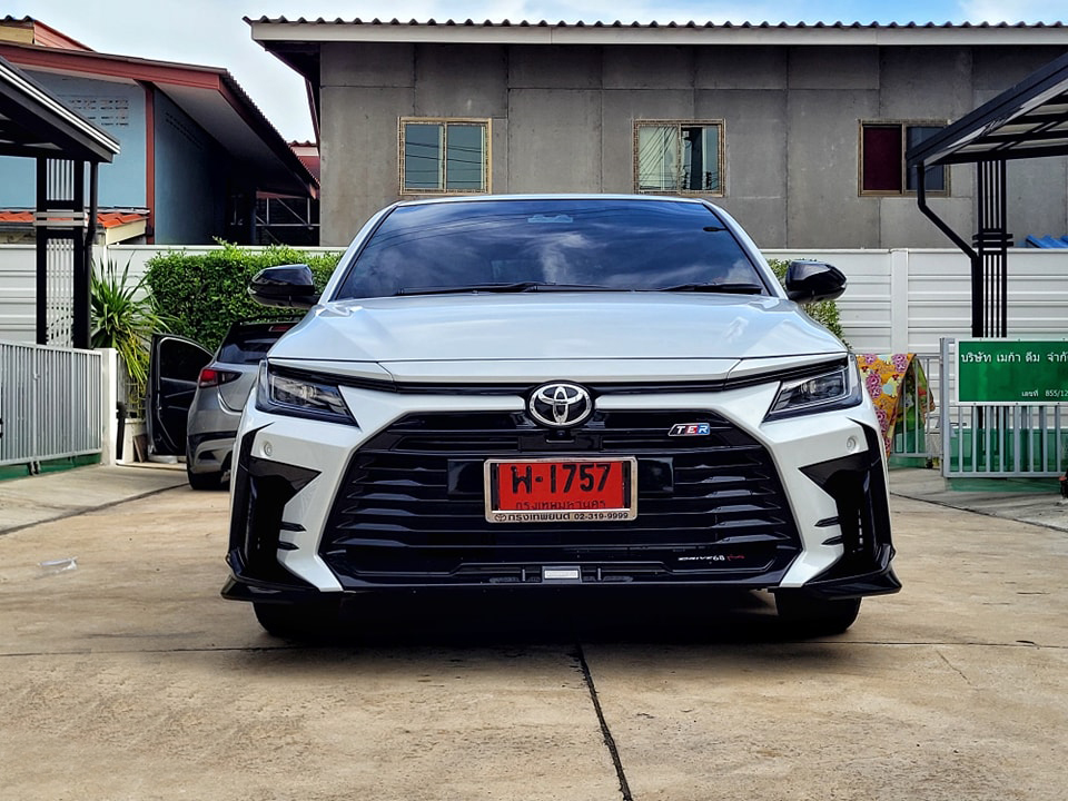 𝐃𝐫𝐢𝐯𝐞𝟔𝟖 𝐏𝐥𝐮𝐬 VS Toyota Yaris Ativ 4D 2022 [เพิ่มเติมความสวยล้ำเข้าไปแบบ++]