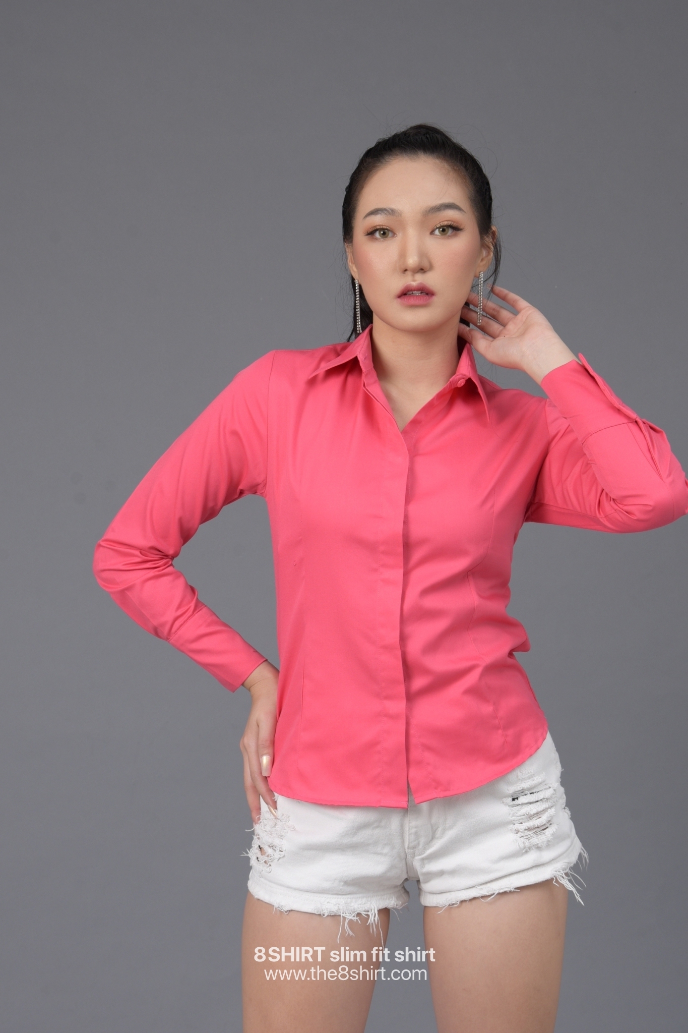 เสื้อเชิ้ตผู้หญิง ชมพูสด (HOT PINK) สลิมฟิต เข้ารูป แขนยาว เสื้อเชิ้ตทำงาน เสื้อยูนิฟอร์ม แบรนด์ 8SHIRT slim fit shirt พร้อมส่ง