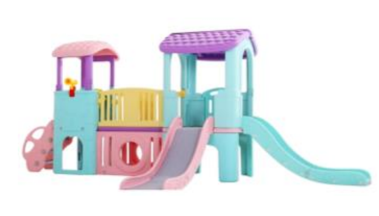 บ้านน้อยสีหวานบันไดรถ